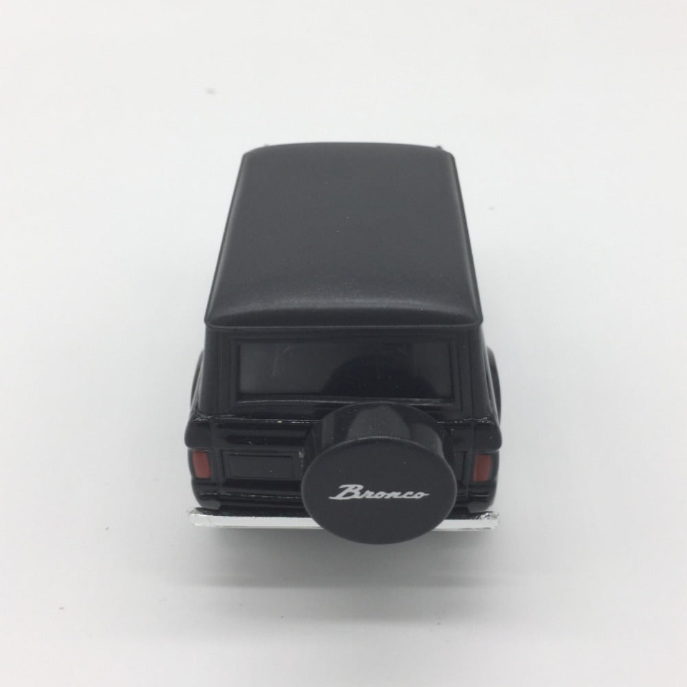 1/32 Scale 1973 Ford Bronco SUV Diecast Model Car