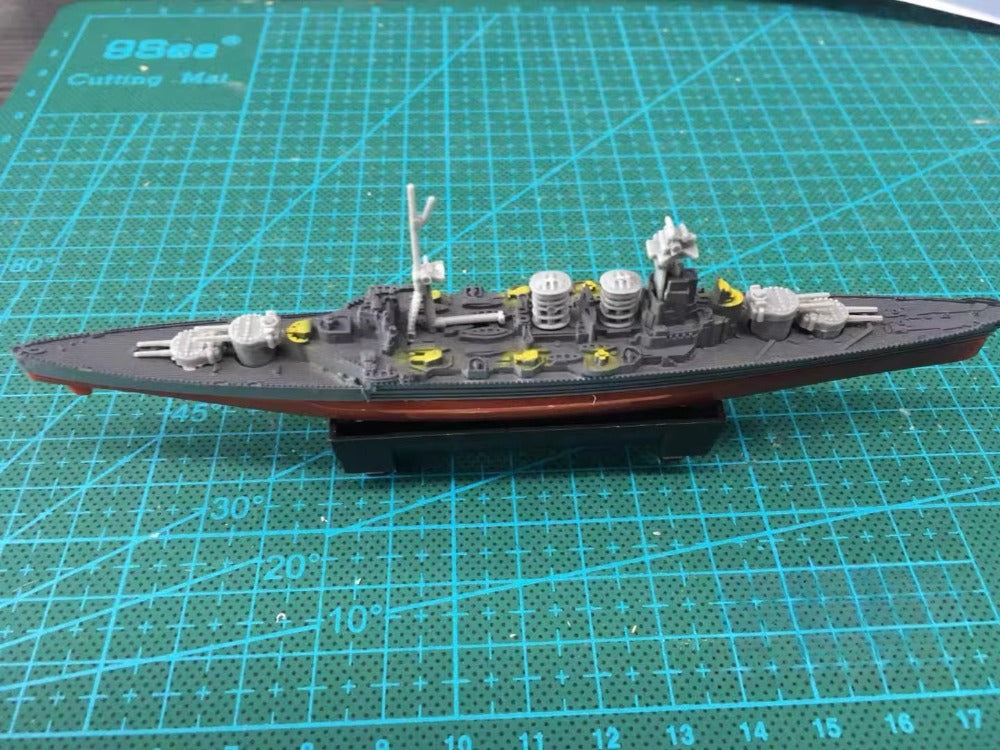 1/1700 Scale HMS Hood Admiral-Class Battlecruiser Pre-built Plastic Collectible Model Ship