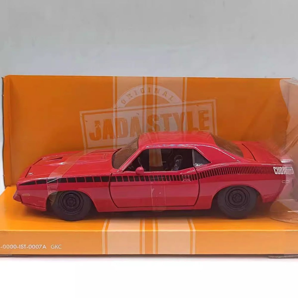 1/24 Scale 1973 Plymouth Barracuda Diecast Model Car