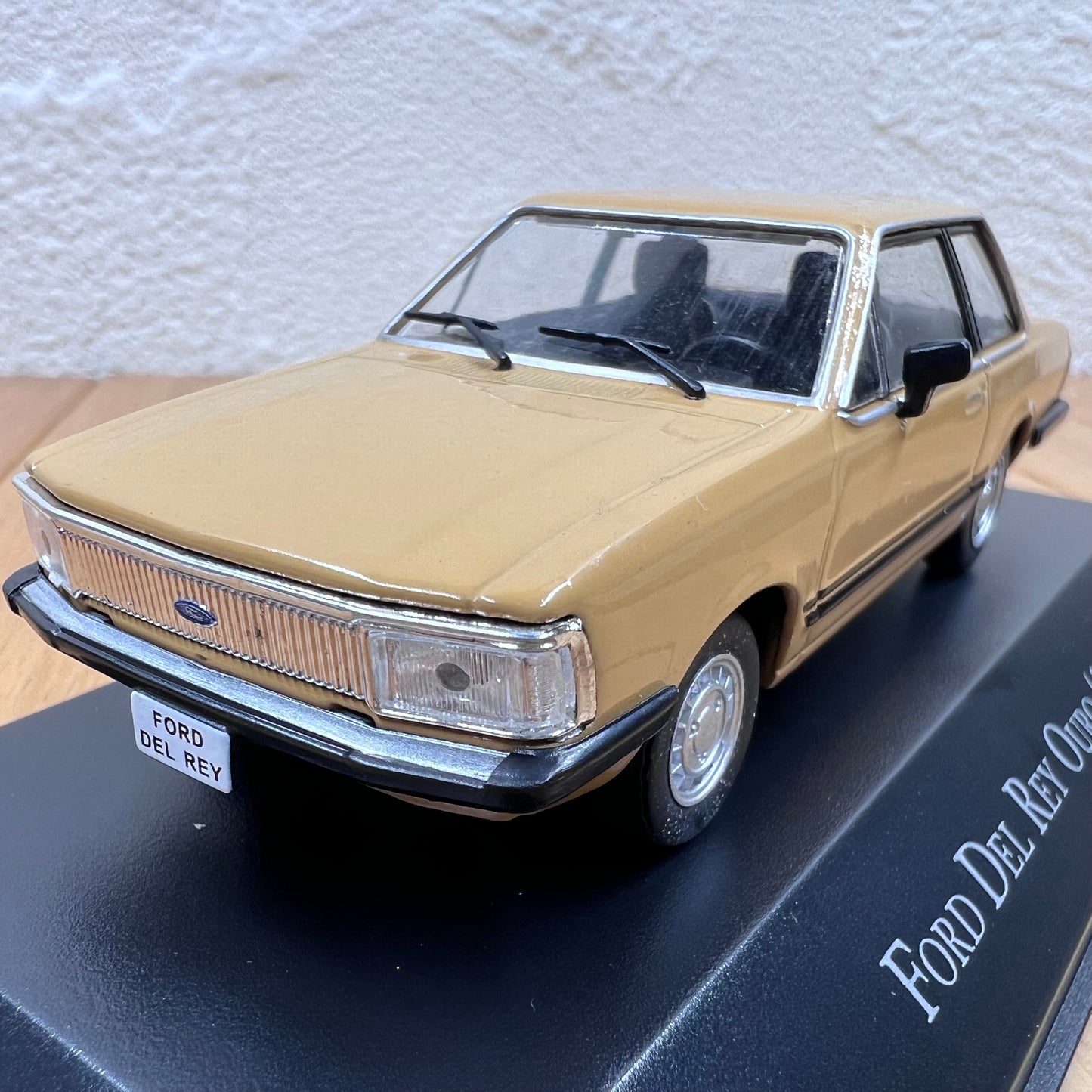 1/43 Scale 1982 Ford Del Rey Ouro Diecast Model Car