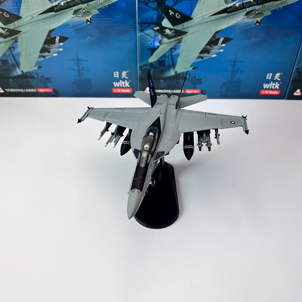 1/72 Scale Boeing F/A-18/F Super Hornet US Navy VFA-103 Jolly Rogers Multirole Fighter Diecast Model Aircraft