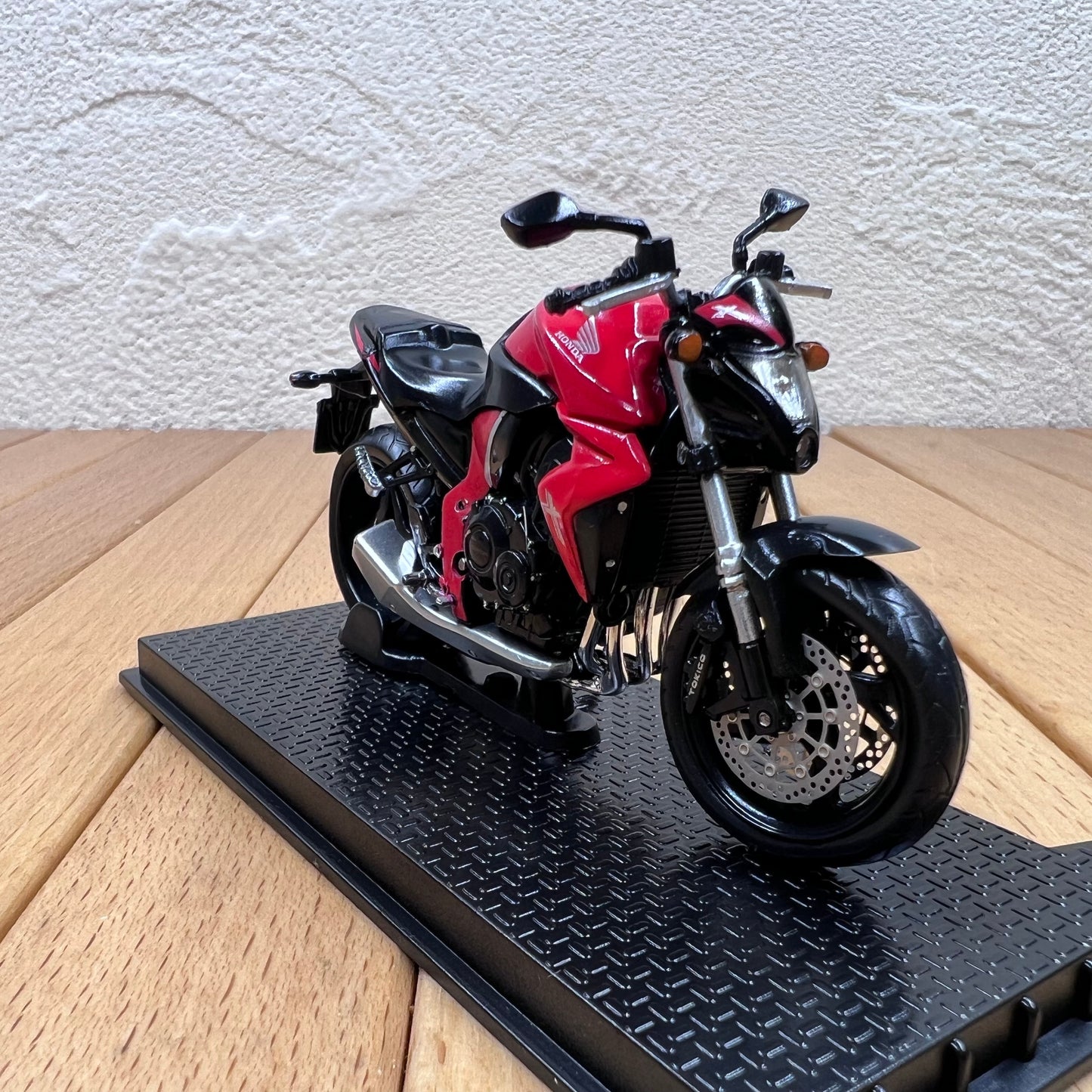 1/24 Scale 2010 Honda CB1000R Motorcycle Diecast Model