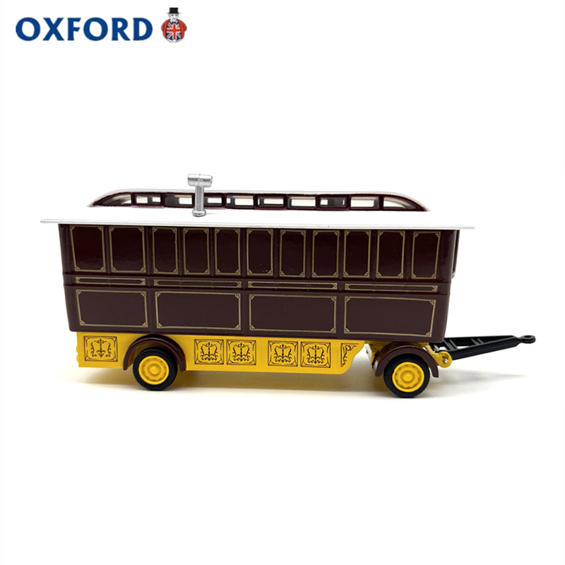 1/76 Scale Showmans Caravan Diecast Model