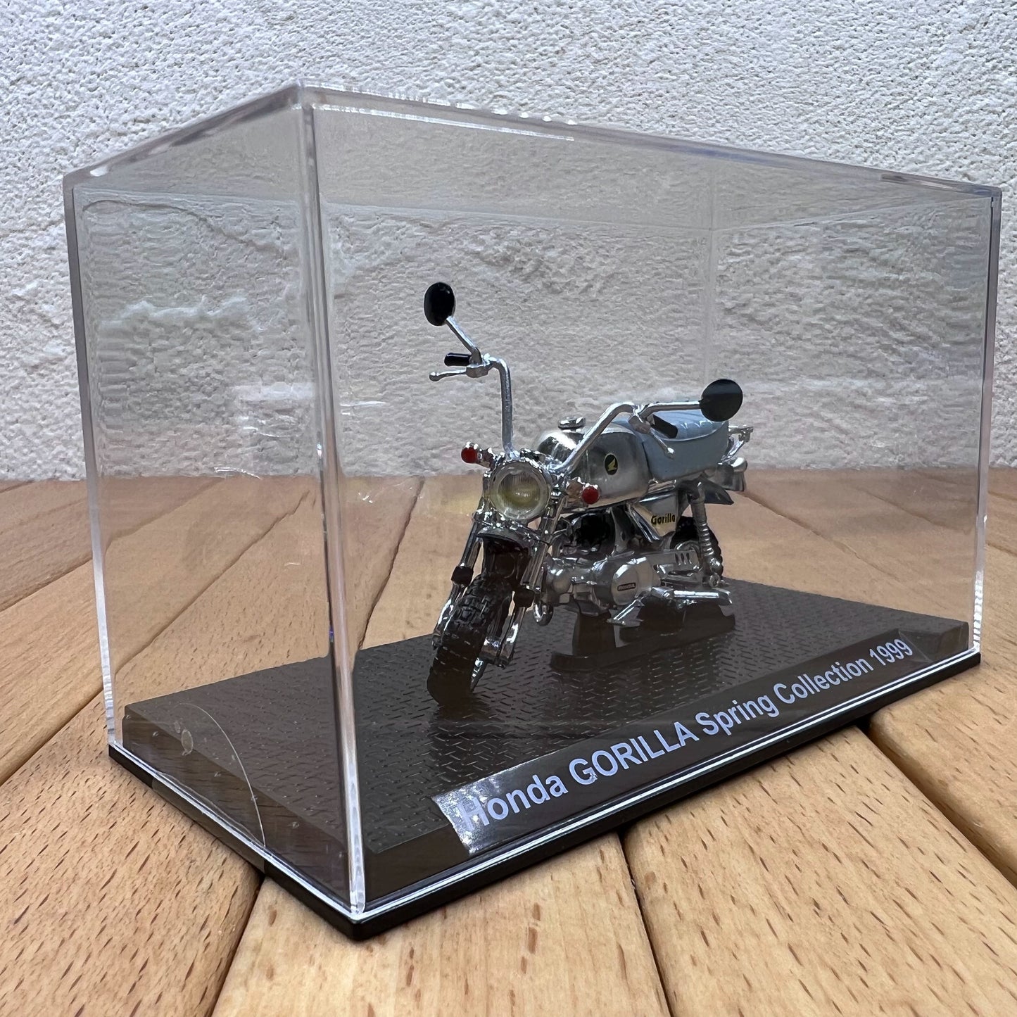 1/24 Scale 1999 Honda Gorilla Spring Collection Motorcycle Diecast Model