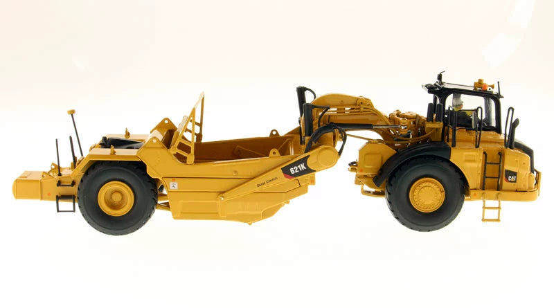 1/50 Scale Caterpillar 621K Wheel Tractor-Scraper Diecast Model DM85920