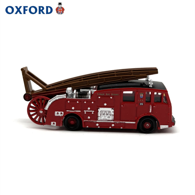 1/120 Scale Dennis F12 Pump Escape Fire Engine Diecast Model
