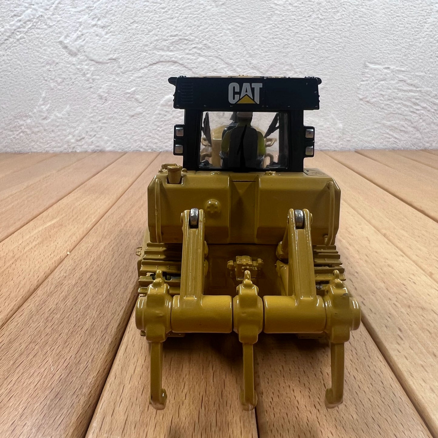 1//50 Scale Caterpillar D7E Bulldozer Diecast Model