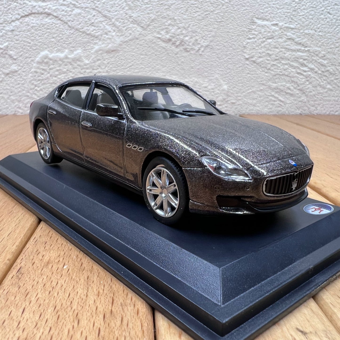 1/43 Scale Maserati Quattroporte Luxury Sports Sedan Diecast Model Car