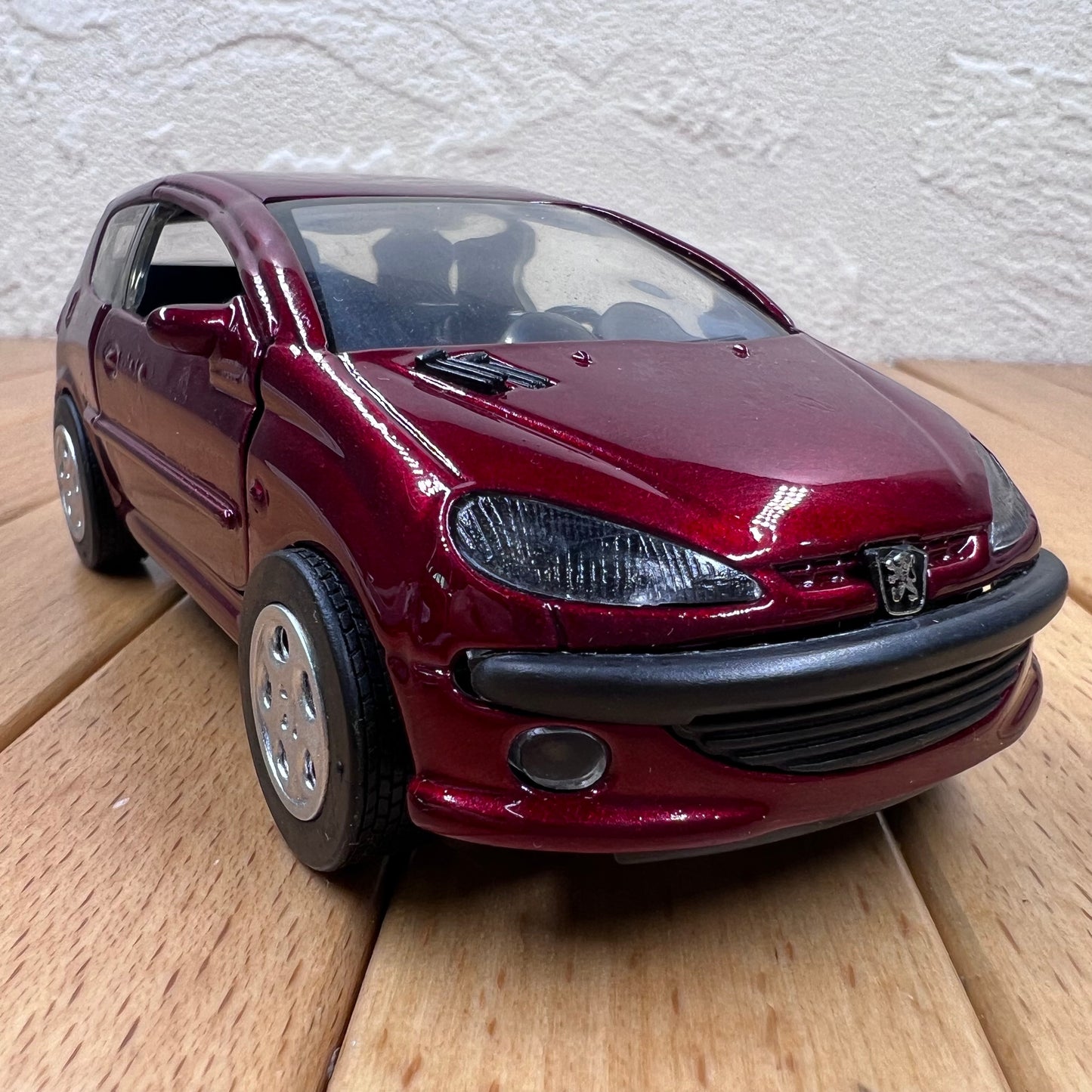 1/32 Scale Peugeot 206 Diecast Model Car