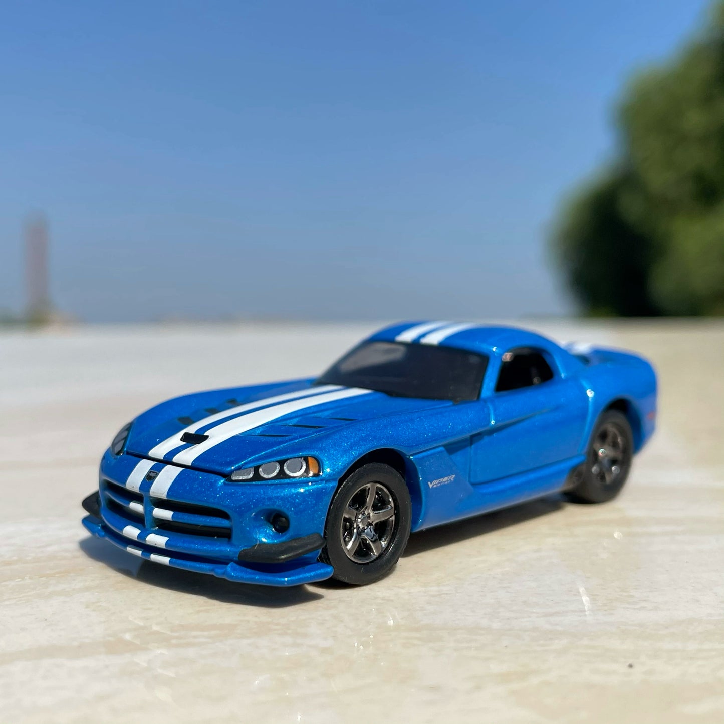 1/64 Scale Dodge Viper Sports Car Diecast Model