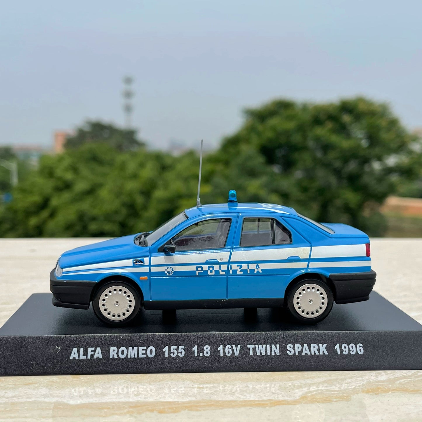 1/43 Scale 1996 Alfa Romeo 155 Diecast Model Car