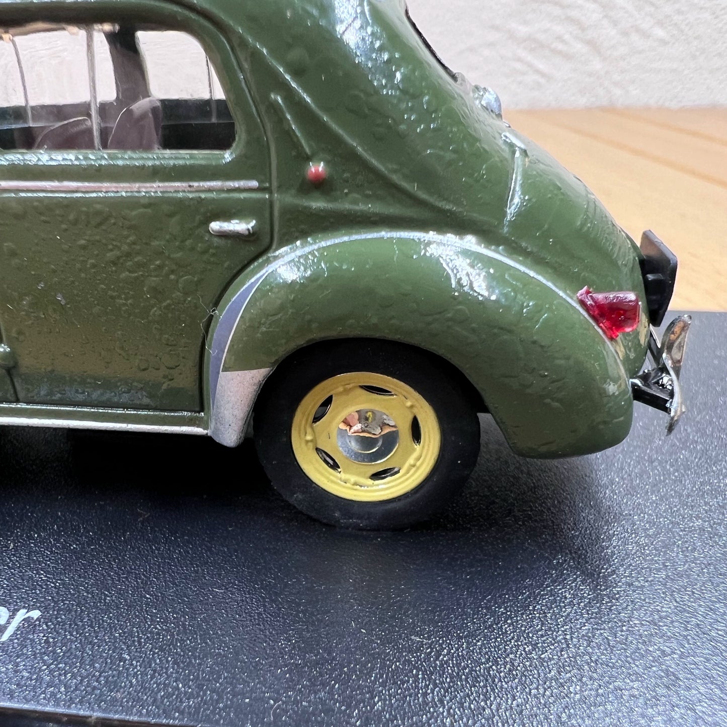 1/43 Scale Renault 4CV Sport d'Hiver Diecast Model Car