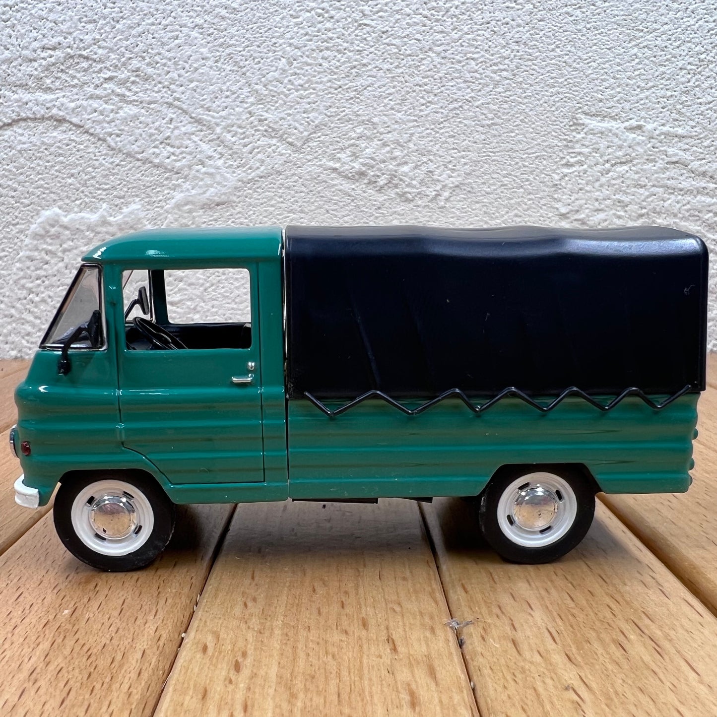 1/43 Scale Żuk A-03 Van Diecast Model Car