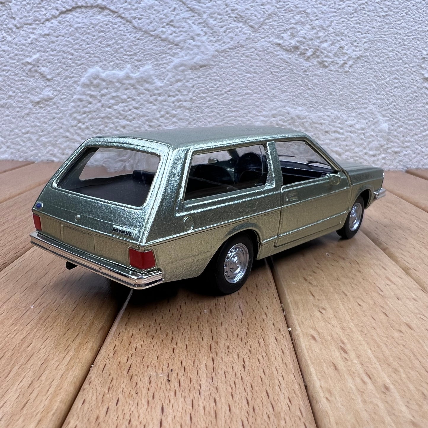1/43 Scale 1981 Ford Belina Wagon Diecast Model Car