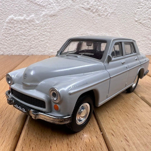 1/43 Scale 1946 FSO Warszawa 223 Diecast Model Car