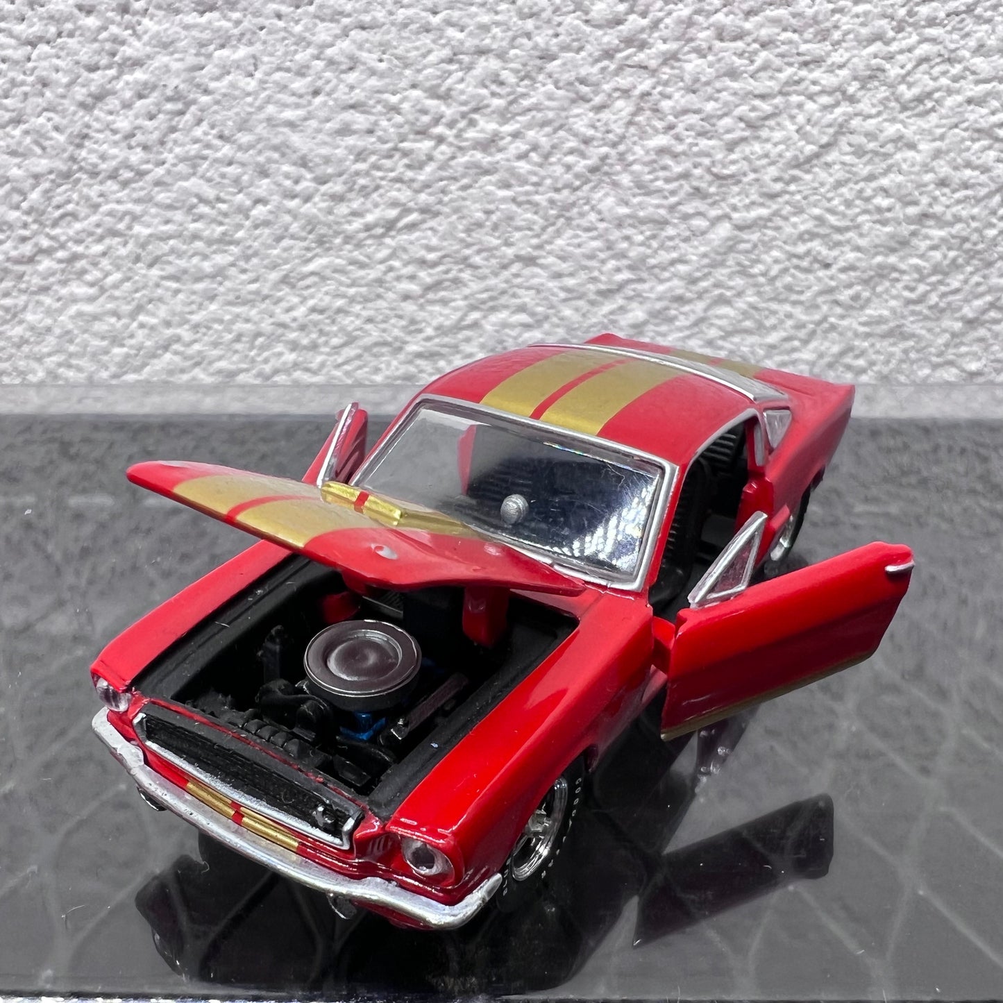 1/64 Scale Shelby GT350H Diecast Model Car