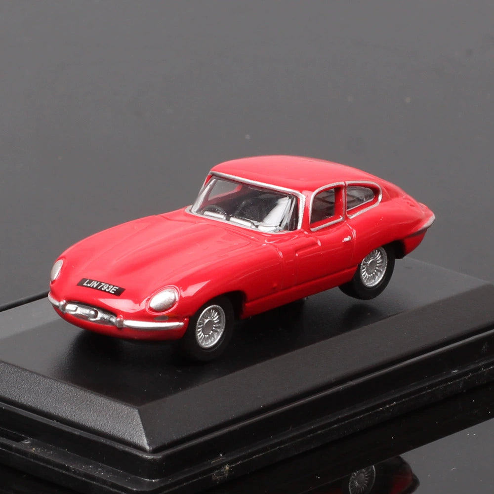 1/76 Scale Jaguar E-Type Sports Car Diecast Model