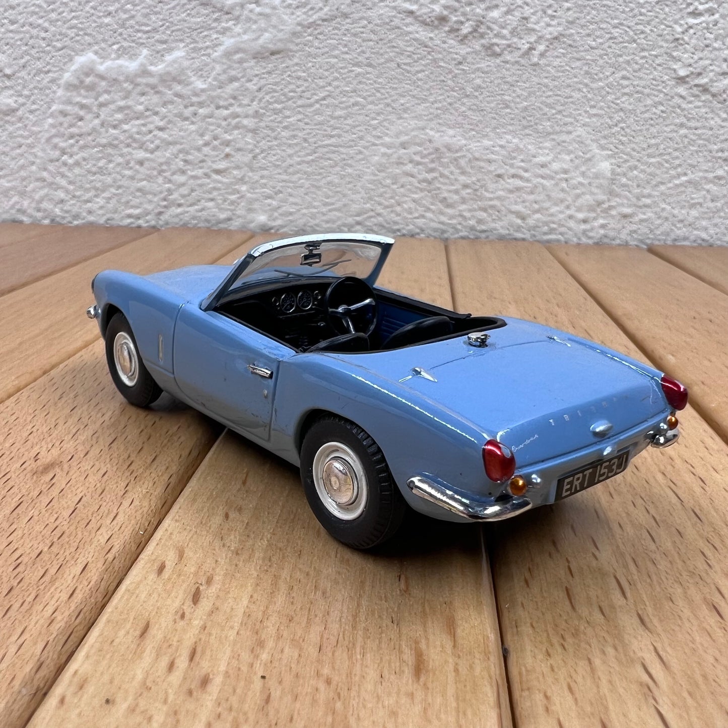1/50 Scale 1970 Triumph Spitfire Mark III Diecast Model Car