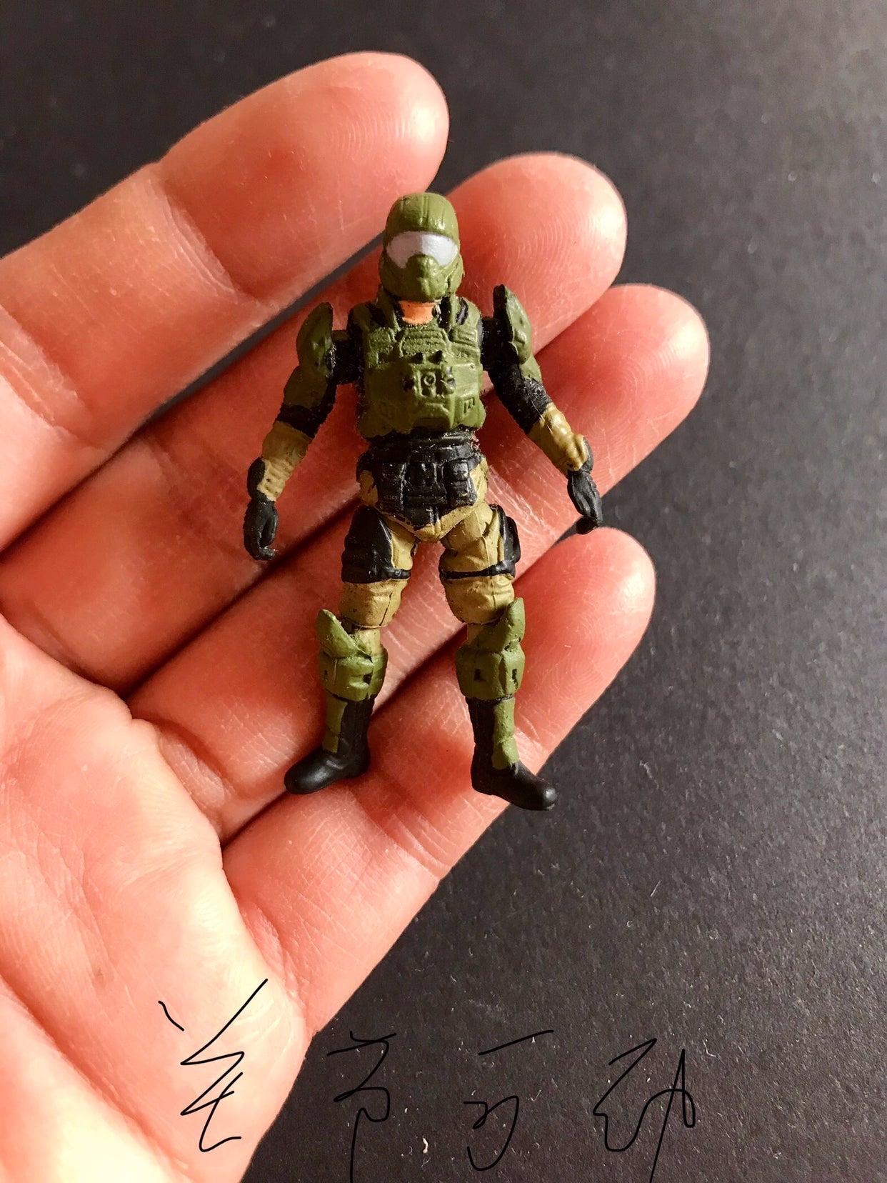 1/35 Scale WWII German Soldier MIniature Painted Figurines Diorama