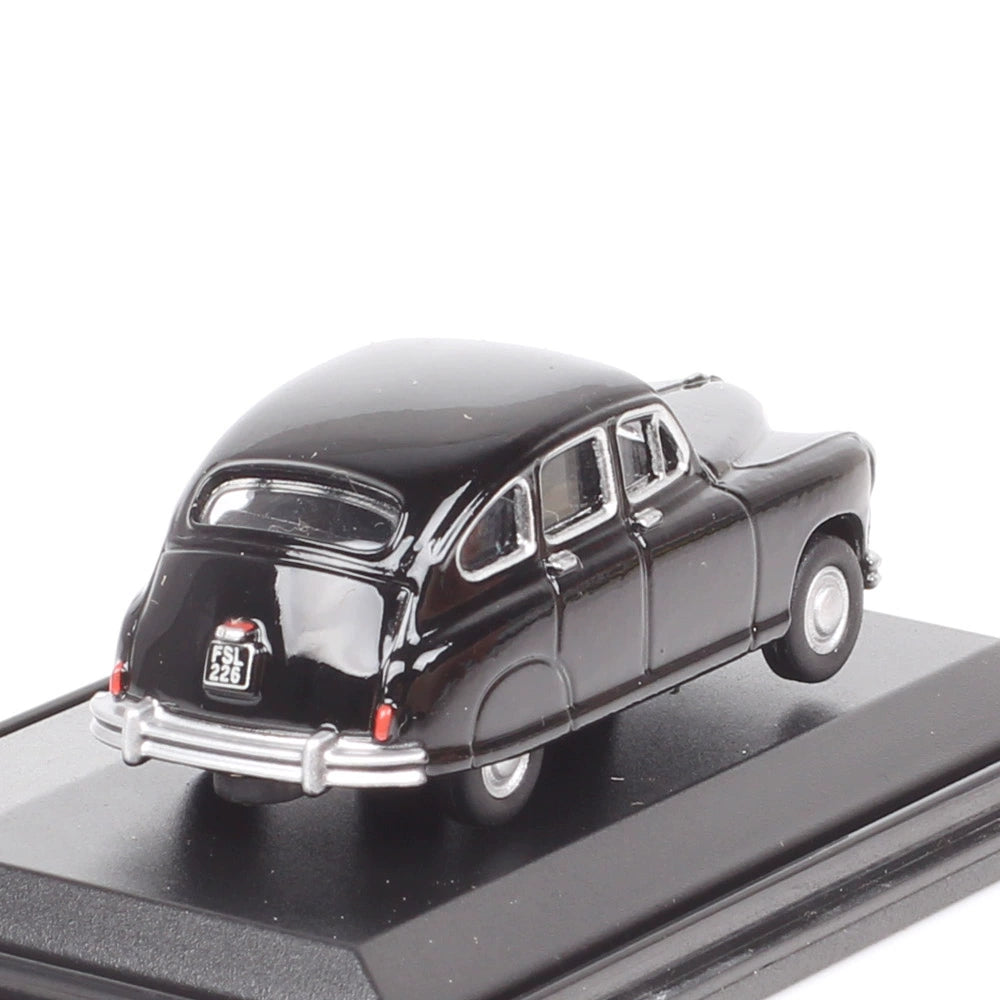 1/76 Scale Standard Vanguard Diecast Model Car