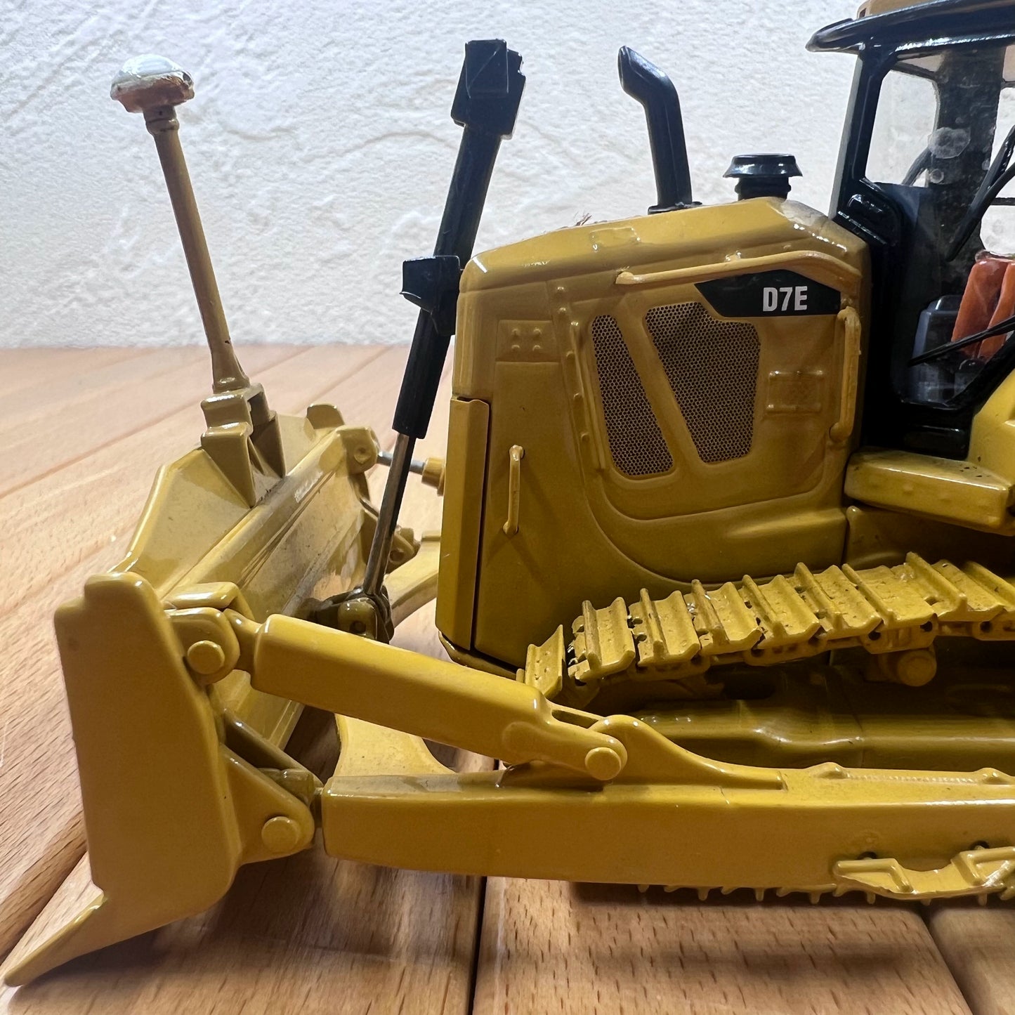 1//50 Scale Caterpillar D7E Bulldozer Diecast Model