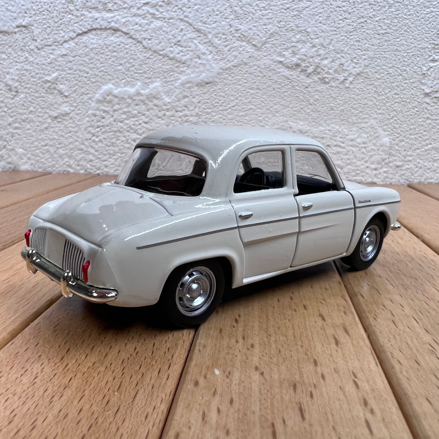1/43 Scale 1962 Renault Dauphine Diecast Model Car