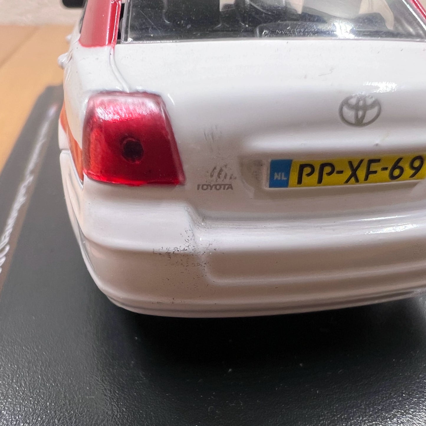 1/43 Scale 2003 Toyota Avensis Eindhoven Taxi Diecast Model Car