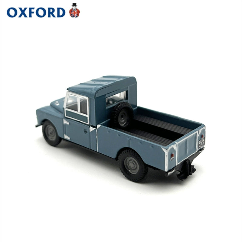 1/76 Scale Land Rover One-Ton 109 Inch Diecast Model Car