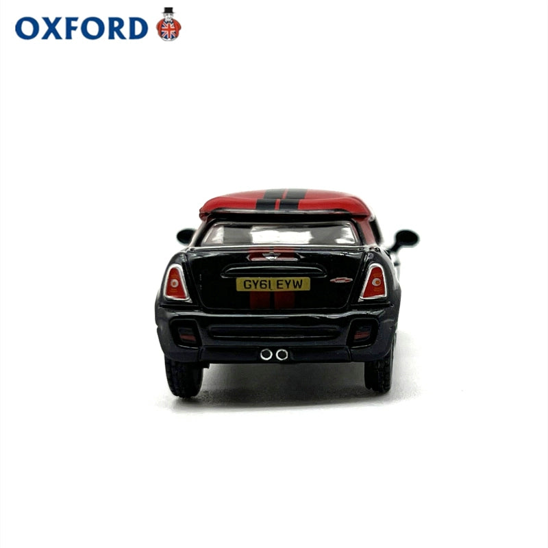 1/76 Scale Mini Coupé Sports Car Diecast Model