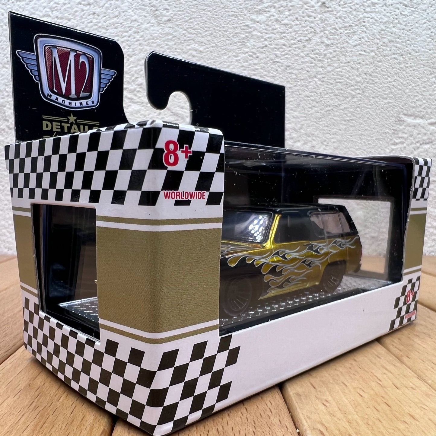 1/64 Scale 1973 Chevrolet K5 Blazer Diecast Model Car