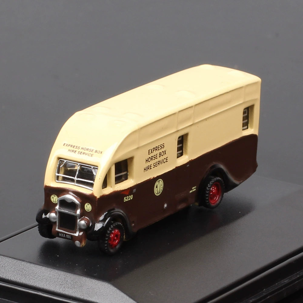 1/148 Scale Albion Horsebox Diecast Model