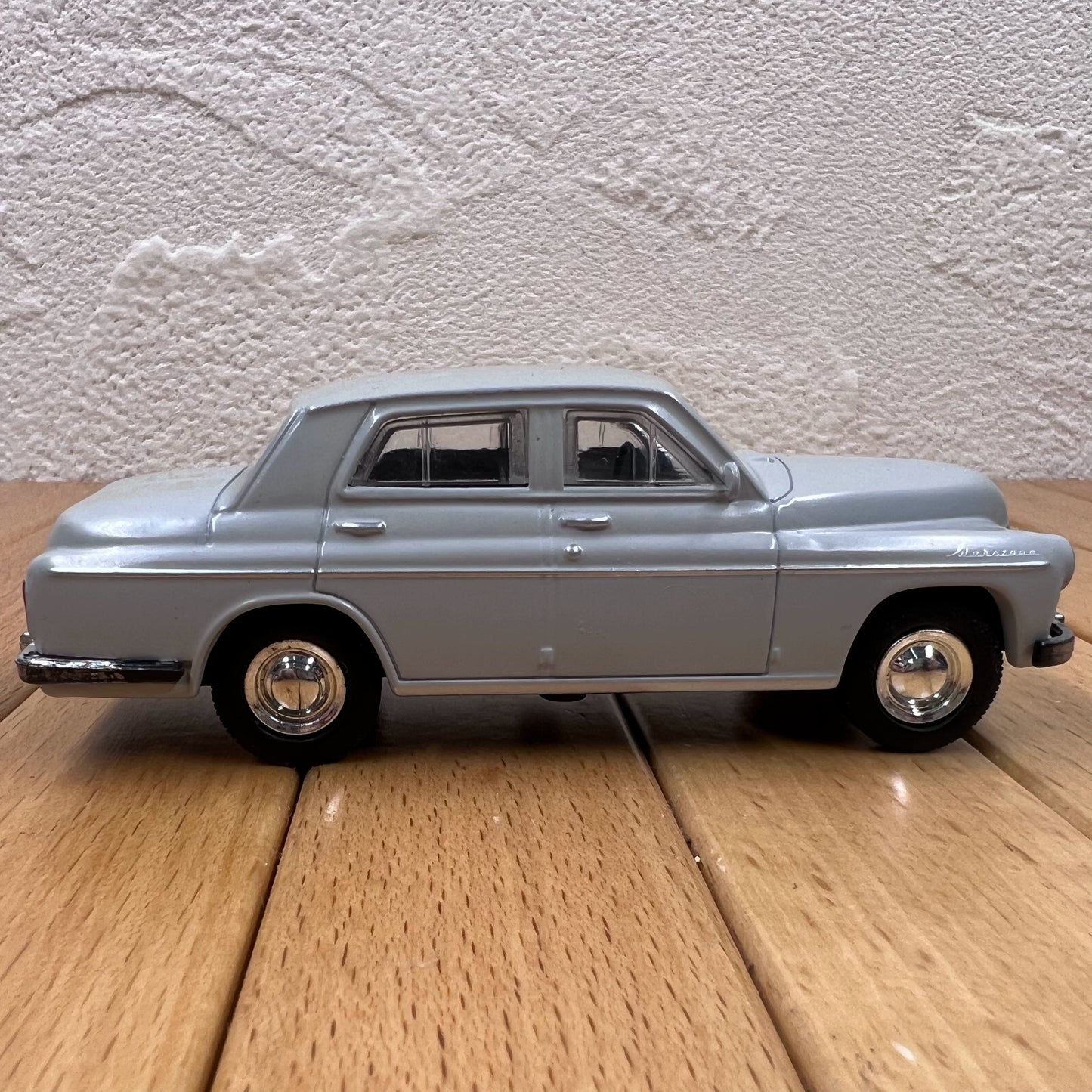 1/43 Scale 1946 FSO Warszawa 223 Diecast Model Car