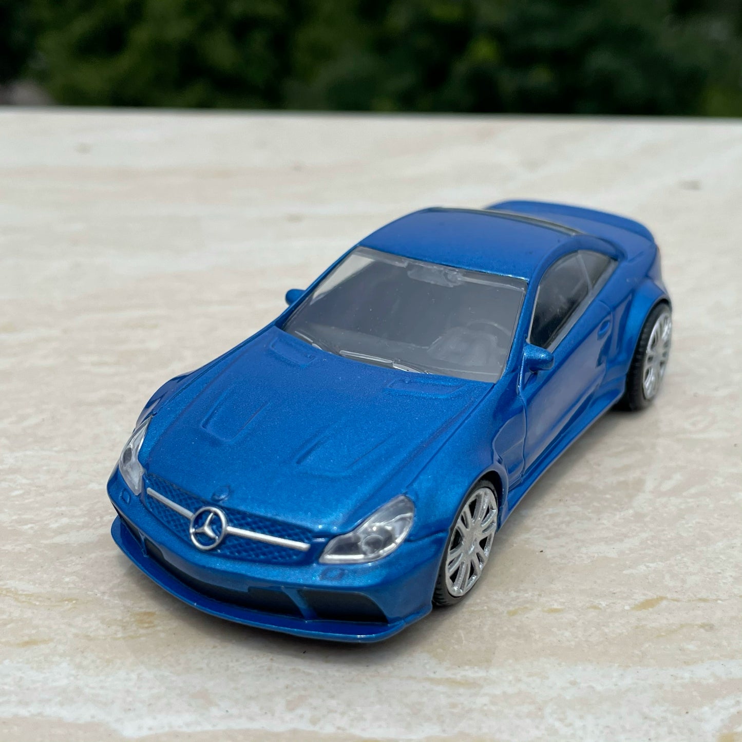 1/43 Scale Mercedes-Benz SL-Class Diecast Model Car