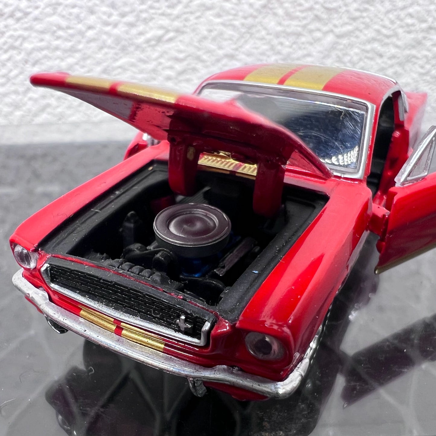 1/64 Scale Shelby GT350H Diecast Model Car