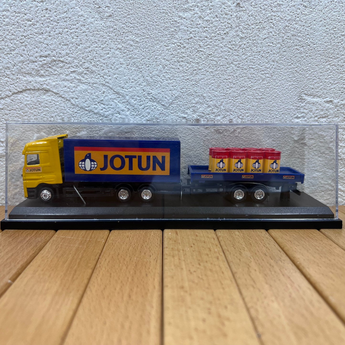 1/87 Scale Jotun Trailer Diecast Model Truck