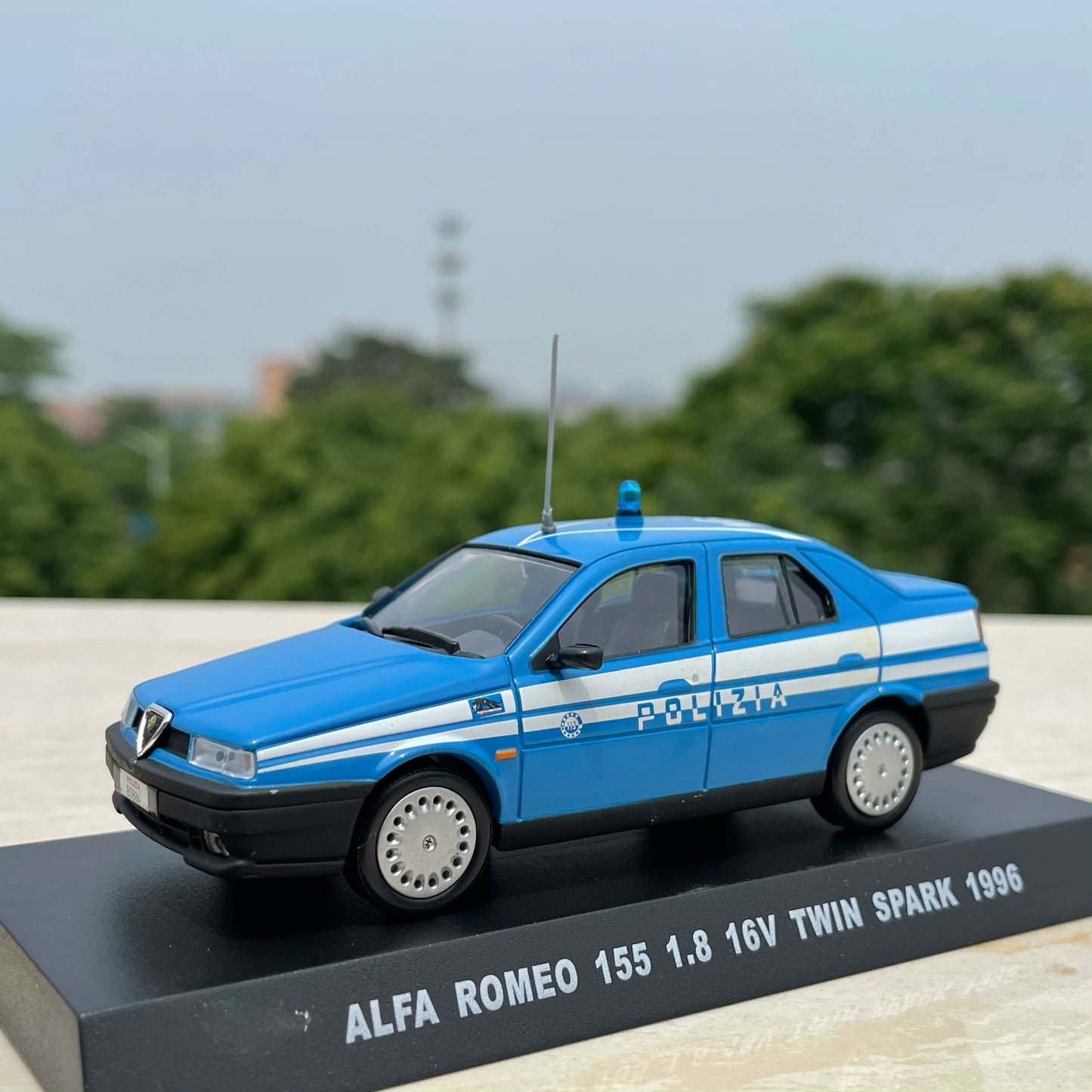 1/43 Scale 1996 Alfa Romeo 155 Diecast Model Car