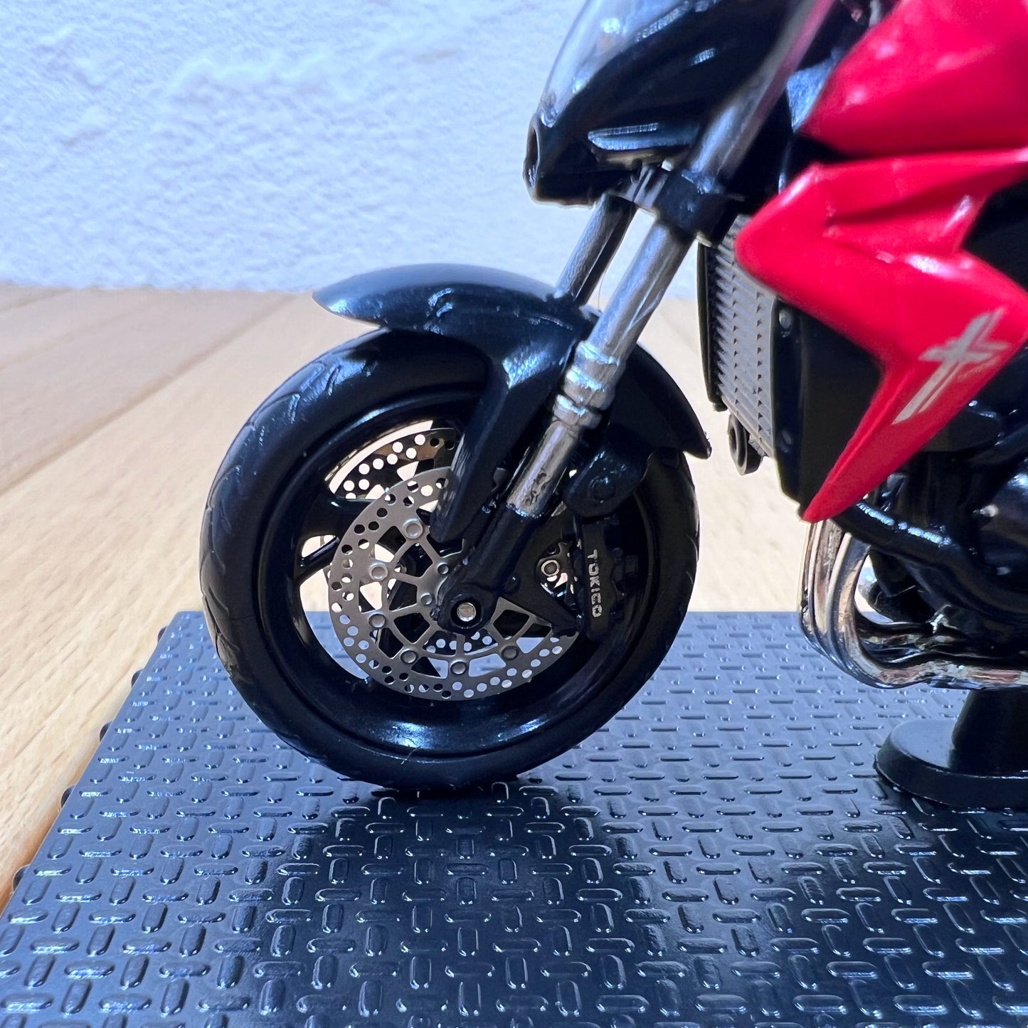 1/24 Scale 2010 Honda CB1000R Motorcycle Diecast Model