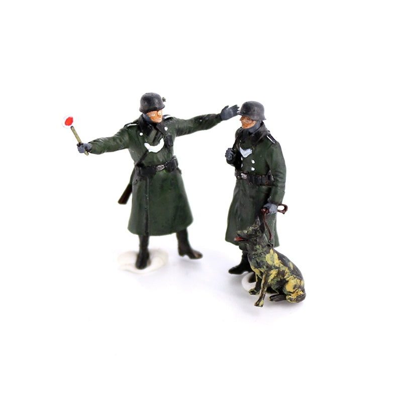 1/72 Scale Winter Soldier Sentry Painted Figurine Model Diorama