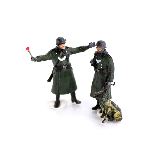 1/72 Scale Winter Soldier Sentry Painted Figurine Model Diorama