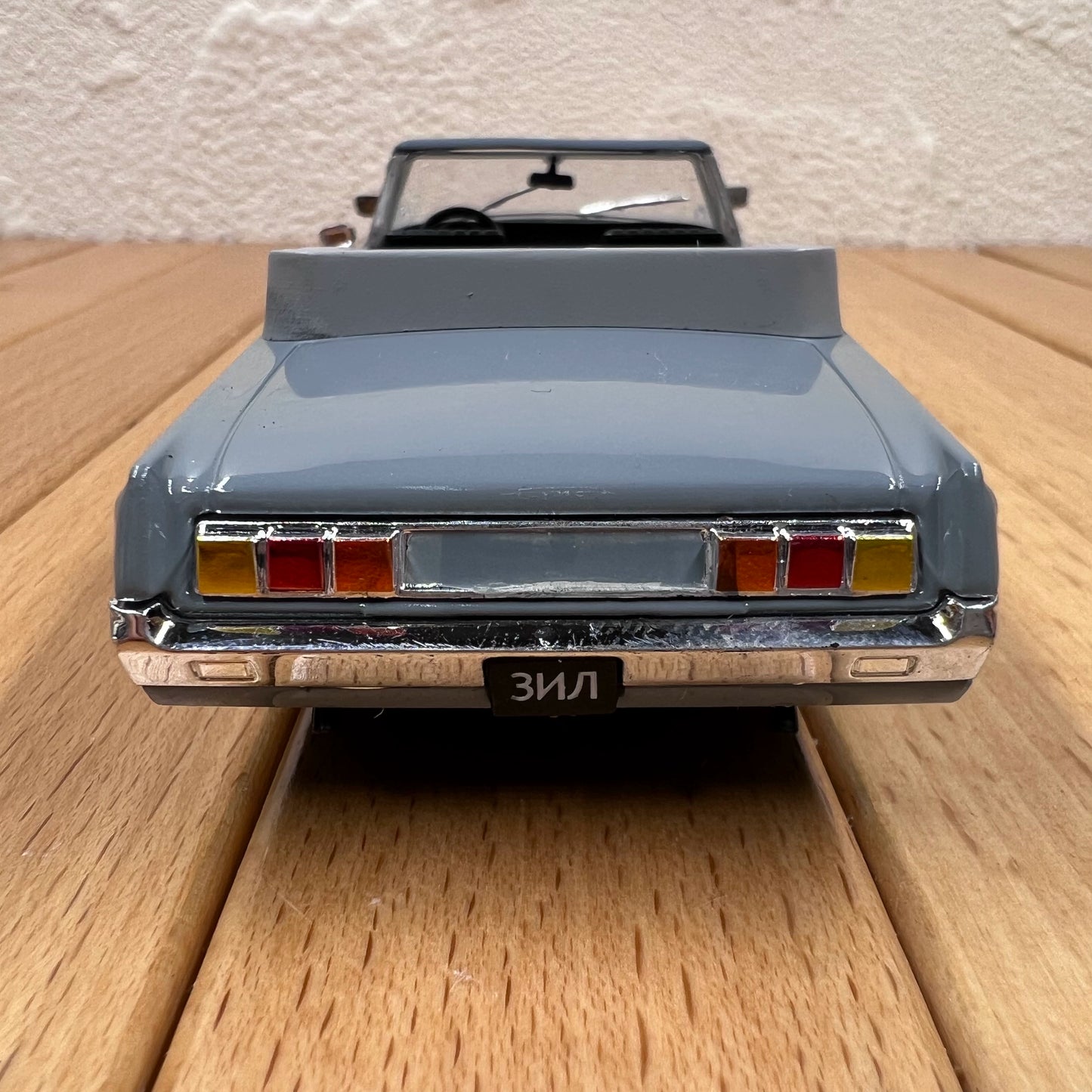 1/43 Scale ZIL-117 Sedan Diecast Model Car