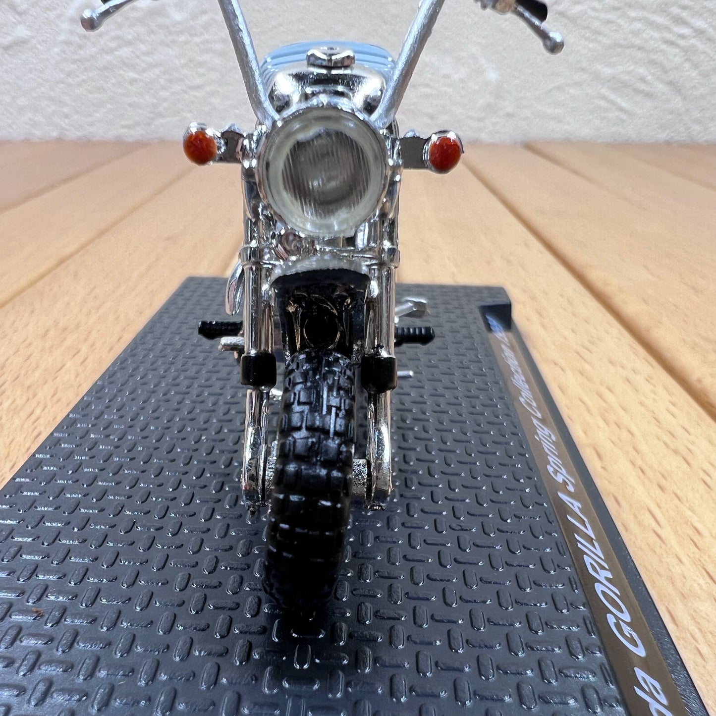 1/24 Scale 1999 Honda Gorilla Spring Collection Motorcycle Diecast Model