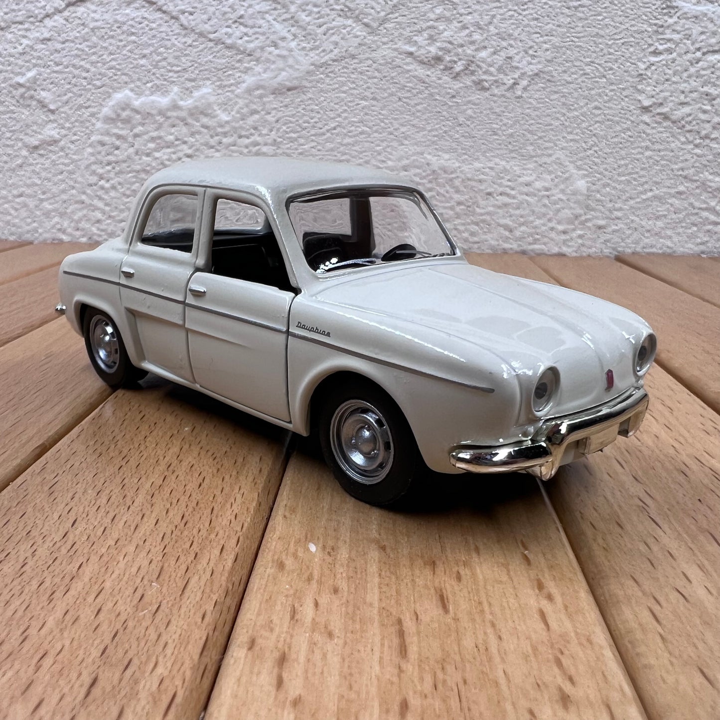 1/43 Scale 1962 Renault Dauphine Diecast Model Car