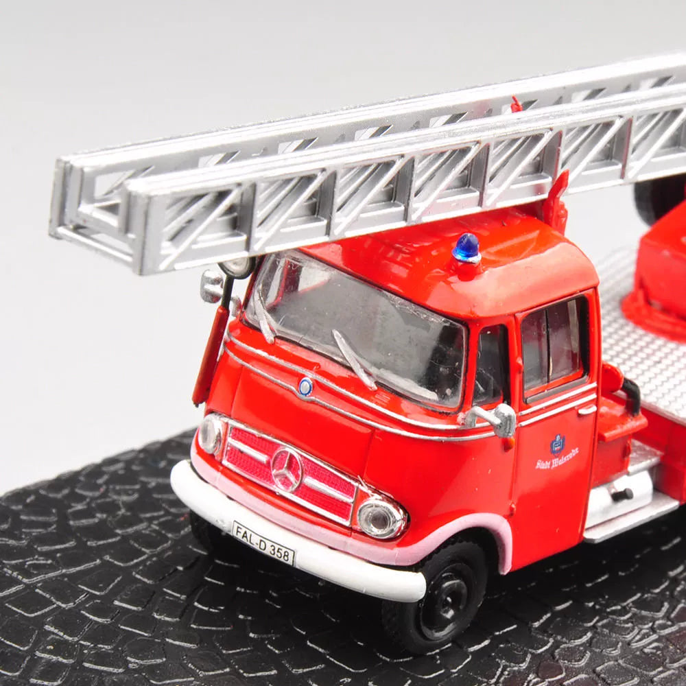 1/72 Scale Mercedes-Benz L 319 Fire Truck Diecast Model