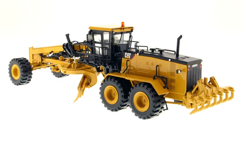1/50 Scale Caterpillar 24M Motor Grader Diecast Model DM85264