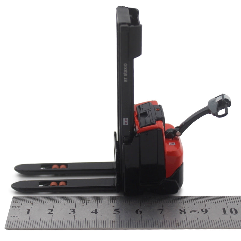 1/24 Scale Toyota BT Staxio Stacker Forklift Diecast Model