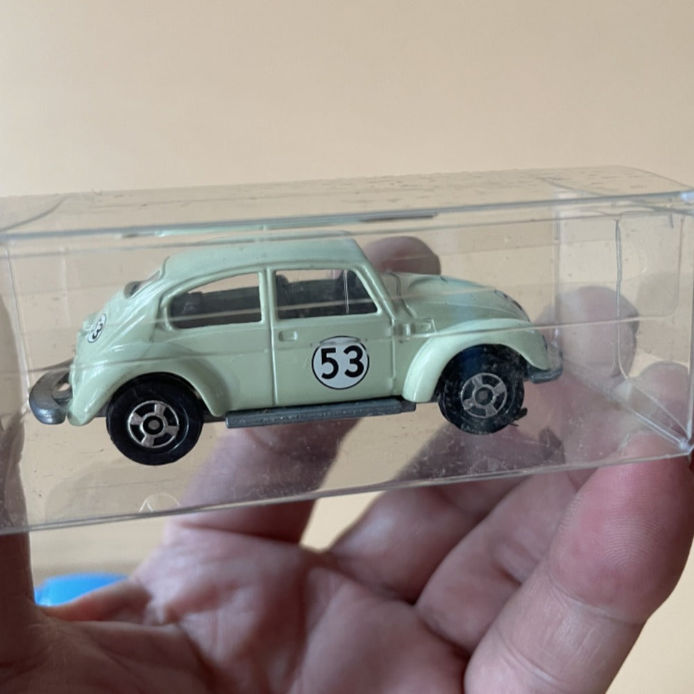 1/64 Scale Volkswagen Beetle Classic Vintage Car Diecast Model