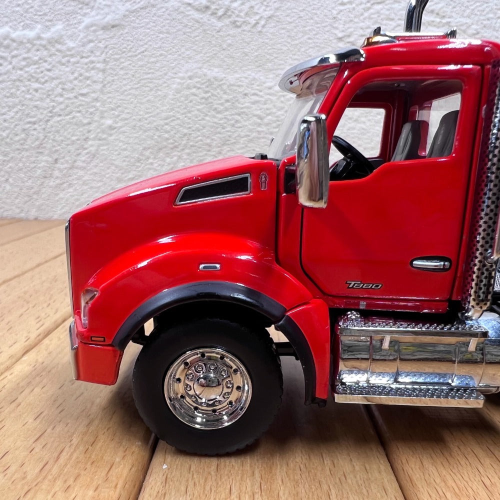1/50 Scale Kenworth T880 Day Cab Tandem with Heil Petrol Tank Trailer Diecast Model Truck