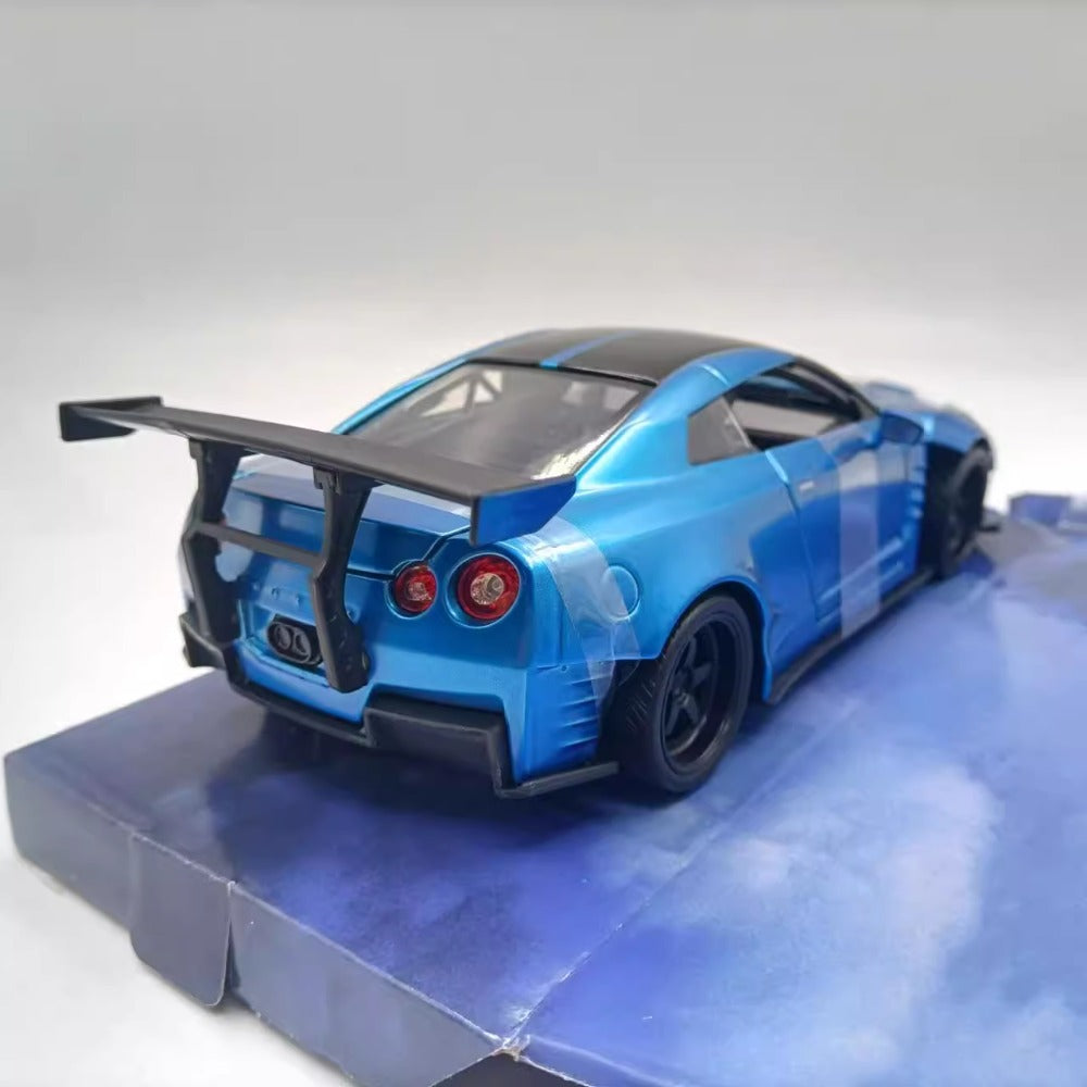 1/24 Scale 2009 Nissan GT-R R35 Diecast Model Car