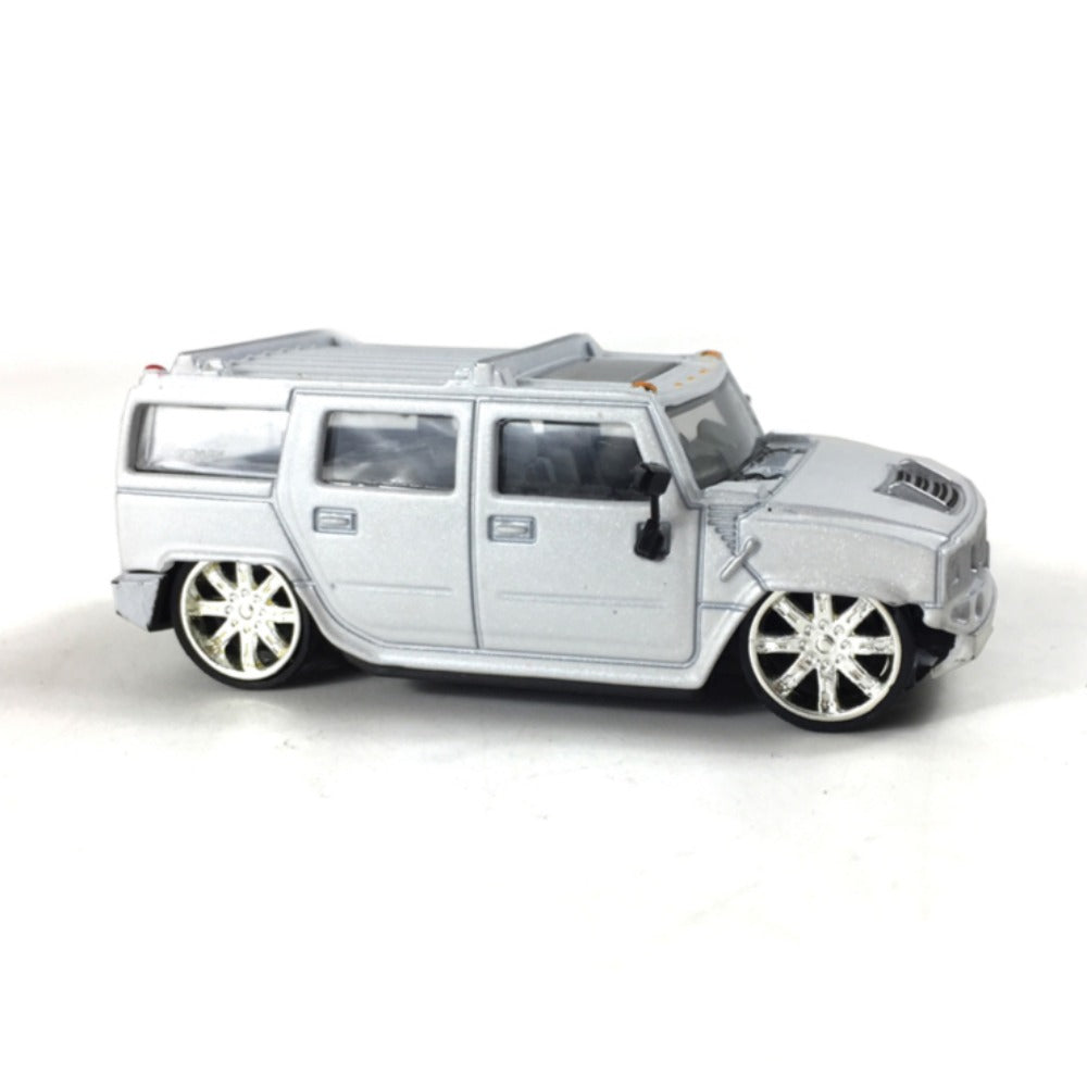 1/64 Scale 2004 Hummer H2 SUV Diecast Model Car