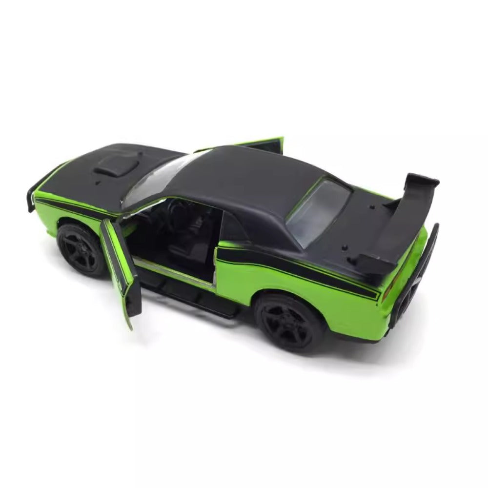 1/32 Scale Dodge Challenger Diecast Model Car